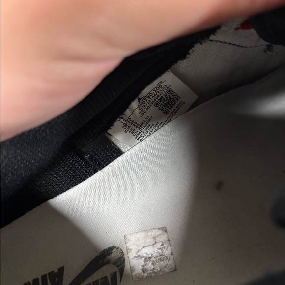 Jordan retro 1 low bred toe - Picture 5 of 11